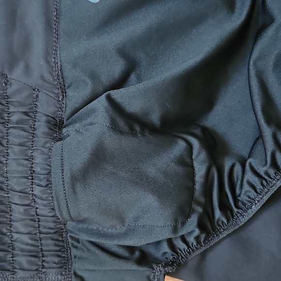 Nike Women's Black Dri-Fit Athletic Shorts Size Small - Picture 6 of 6